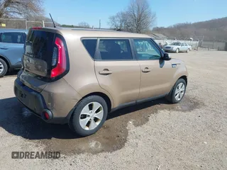 2015 Kia Soul with VIN KNDJN2A29F7167460, listed as a IAAI auction lot 41900985 with 91,948 mi miles. Bid and sale history available at carsss.com. Image 4.