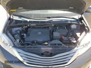 2011 Toyota Sienna XLE AAS with VIN 5TDYK3DC1BS117671, listed as a Copart auction lot 53918185 with 114,136 mi miles and Salvage Title. Bid and sale history available at carsss.com. Image 12.