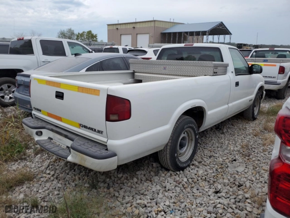2000 Chevrolet S-10 LS with VIN 1GCCS14W6YK218696, listed as a Copart auction lot 67710344 with 106,603 mi miles and Clean Title. Bid and sale history available at carsss.com. Image 3.