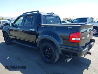 2007 Ford Explorer Sport Trac XLT z VIN 1FMEU31KX7UB62700, wystawiony jako IAAI lot #42344143 z przebiegiem 169 588 mil mil oraz . Historia ofert i sprzedaży dostępna na DreamBid. Obrazek 3.