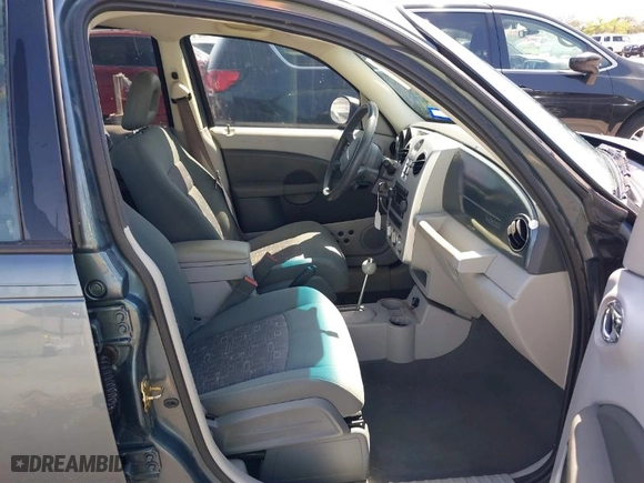 2006 Chrysler PT Cruiser Touring with VIN 3A4FY58BX6T356659, listed as a IAAI auction lot 41868154 with 69,061 mi miles. Bid and sale history available at carsss.com. Image 5.