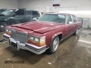 1988 Cadillac Brougham z VIN 1G6DW51Y2JR766782, wystawiony jako Copart lot #83797924 z przebiegiem 63 601 mil mil oraz Szkody całkowita. Historia ofert i sprzedaży dostępna na DreamBid. Obrazek 1.