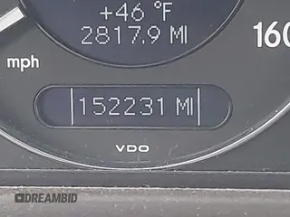 2004 Mercedes-Benz CLK 320 z VIN WDBTK65G34T018754, wystawiony jako IAAI lot #41741273 z przebiegiem 152 231 mil mil oraz . Historia ofert i sprzedaży dostępna na DreamBid. Obrazek 7.