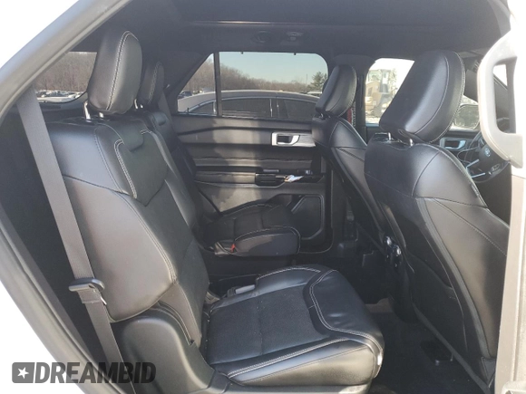 2021 Ford Explorer ST z VIN 1FM5K8GC3MGA36532, wystawiony jako Copart lot #85078064 z przebiegiem 39 856 mil mil oraz Szkoda całkowita • Salvage title. Historia ofert i sprzedaży dostępna na DreamBid. Obrazek 11.