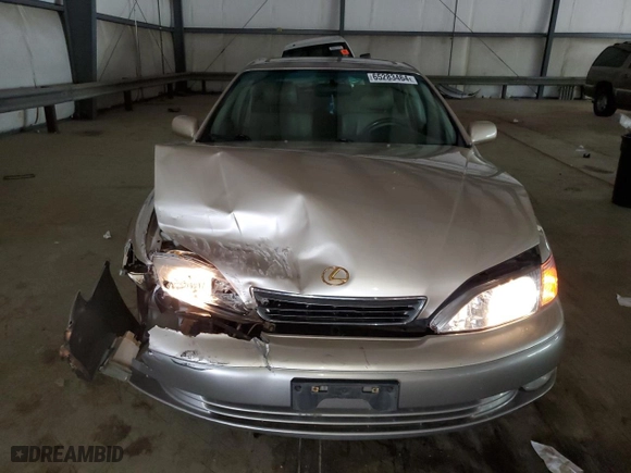 1998 Lexus ES 300 Luxury Sport Sdn with VIN JT8BF28G1W5020238, listed as a Copart auction lot 65283464 with 214,735 mi miles and Salvage Title. Bid and sale history available at carsss.com. Image 5.