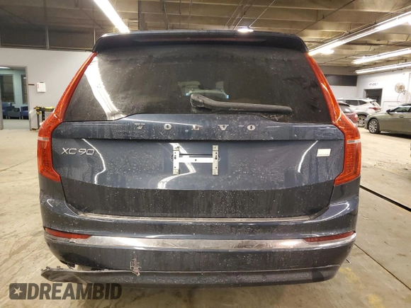2023 Volvo XC90 Ultimate Bright Theme with VIN YV4H60CA3P1982808, listed as a Copart auction lot 43246825 with 23,727 mi miles and Salvage title. Bid and sale history available at DreamBid. Image 6.