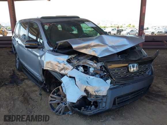 2020 Honda Passport EX-L with VIN 5FNYF7H56LB002724, listed as a IAAI auction lot 42607517 with Not provided miles and . Bid and sale history available at DreamBid. Image 6.