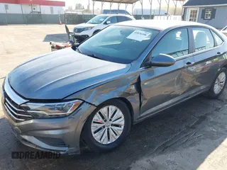 2020 Volkswagen Jetta S with VIN 3VWCB7BU6LM027864, listed as a IAAI auction lot 41876598 with 118,084 mi miles and . Bid and sale history available at DreamBid. Image 6.