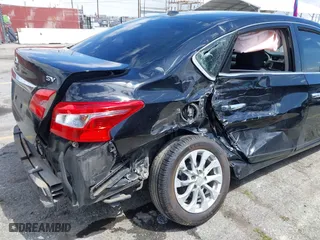 2019 Nissan Sentra SR with VIN 3N1AB7AP3KY333145, listed as a IAAI auction lot 41939140 with 123,502 mi miles. Bid and sale history available at carsss.com. Image 6.