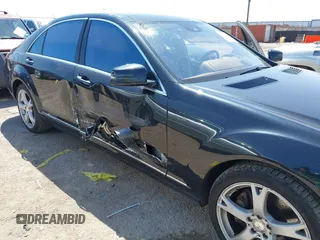 2013 Mercedes-Benz S 550 with VIN WDDNG9EB3DA523390, listed as a IAAI auction lot 41967859 with 131,154 mi miles and . Bid and sale history available at DreamBid. Image 6.