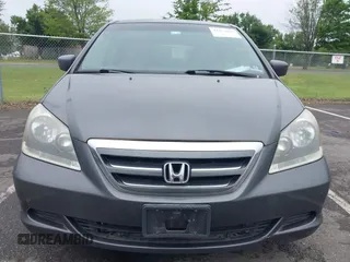 2007 Honda Odyssey LX с VIN 5FNRL38227B118455, выставлен на аукционе IAAI как лот 42453887 с пробегом 121 166 миль миль и . История ставок и продаж доступна на DreamBid. Изображение 6.