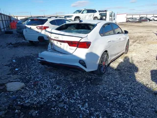 2022 Kia Forte GT with VIN 3KPF44ACXNE462109, listed as a IAAI auction lot 41218150 with 39,952 mi miles. Bid and sale history available at carsss.com. Image 4.