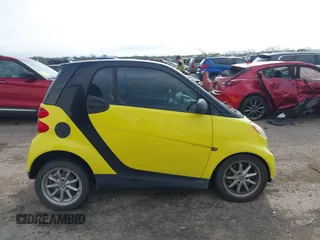 2008 Smart fortwo Pure with VIN WMEEJ31X38K201375, listed as a IAAI auction lot 41815885 with 122,100 mi miles and . Bid and sale history available at DreamBid. Image 13.