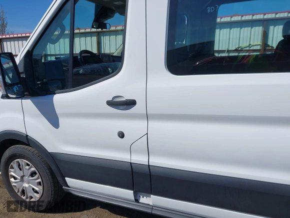 2020 Ford Transit Passenger XL with VIN 1FBAX2C85LKA42853, listed as a IAAI auction lot 42034055 with 65,181 mi miles and . Bid and sale history available at DreamBid. Image 14.