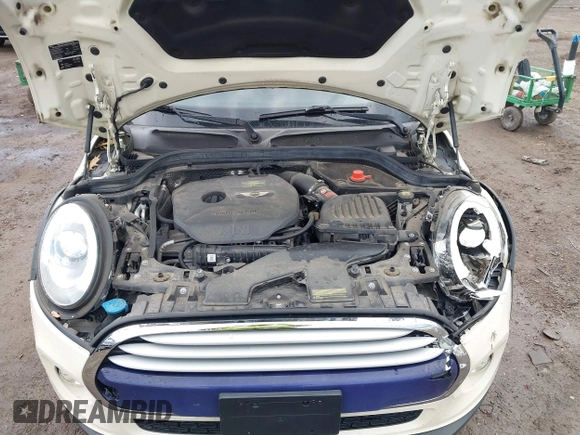 2015 MINI Hardtop 4 Door with VIN WMWXS5C52FT831291, listed as a IAAI auction lot 42179801 with 63,261 mi miles and . Bid and sale history available at DreamBid. Image 10.
