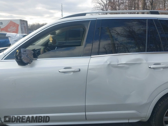 2017 Volvo XC90 Momentum с VIN YV4A22PK3H1151046, выставлен на аукционе IAAI как лот 41628929 с пробегом 132 672 миль миль и . История ставок и продаж доступна на DreamBid. Изображение 14.