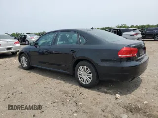 2014 Volkswagen Passat Wolfsburg Edition with VIN 1VWAT7A31EC053922, listed as a Copart auction lot 59945025 with 136,864 mi miles and Clean title. Bid and sale history available at DreamBid. Image 2.