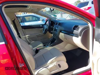 2012 Volkswagen Jetta SportWagen TDI with VIN 3VWPL7AJ2CM711834, listed as a IAAI auction lot 41995131 with 149,980 mi miles. Bid and sale history available at carsss.com. Image 5.