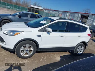 2016 Ford Escape SE with VIN 1FMCU9GX7GUC23546, listed as a IAAI auction lot 41735172 with 35,126 mi miles. Bid and sale history available at carsss.com. Image 15.