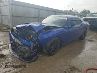2019 Dodge Challenger R/T Scat Pack z VIN 2C3CDZFJ7KH694906, wystawiony jako Copart lot #87480344 z przebiegiem 37 689 mil mil oraz Szkoda całkowita • Salvage title. Historia ofert i sprzedaży dostępna na DreamBid. Obrazek 1.