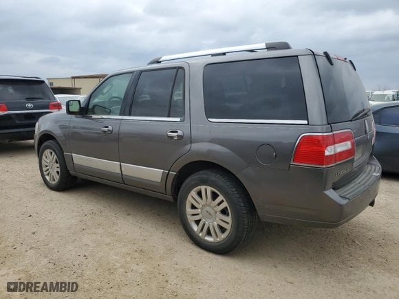 2012 Lincoln Navigator with VIN 5LMJJ2H52CEL07814, listed as a Copart auction lot 47620535 with 189,219 mi miles and Clean Title. Bid and sale history available at carsss.com. Image 2.