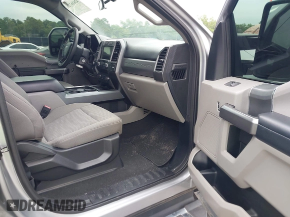 2021 Ford F-250 XL with VIN 1FT7W2BNXMED37995, listed as a IAAI auction lot 42616726 with 39,428 mi miles and . Bid and sale history available at DreamBid. Image 5.