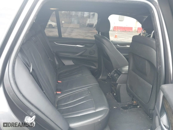 2017 BMW X5 xDrive35i with VIN 5UXKR0C35H0V76620, listed as a IAAI auction lot 41944975 with 147,667 mi miles. Bid and sale history available at carsss.com. Image 8.