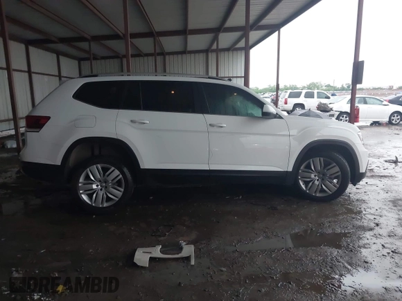 2019 Volkswagen Atlas SE with VIN 1V2WR2CA8KC526036, listed as a IAAI auction lot 42200589 with 118,590 mi miles and . Bid and sale history available at DreamBid. Image 14.