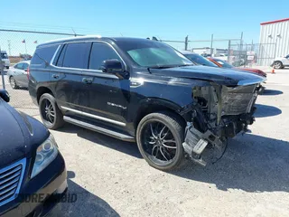 2021 GMC Yukon Denali with VIN 1GKS2DKL3MR409536, listed as a IAAI auction lot 41728940 with 62,244 mi miles. Bid and sale history available at carsss.com. Image 1.