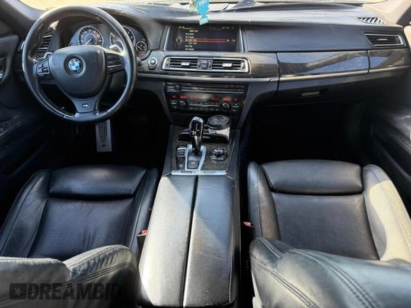 2013 BMW 7 Series 750i with VIN WBAYA8C5XDC996785, listed as a Copart auction lot 48892145 with 134,427 mi miles and Clean Title. Bid and sale history available at DreamBid. Image 9.