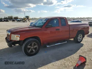 2008 Dodge Dakota с VIN 1D7HW62K78S501945, выставлен на аукционе Copart как лот 46787265 с пробегом 148 742 миль миль и Списание • Salvage title. История ставок и продаж доступна на DreamBid. Изображение 1.