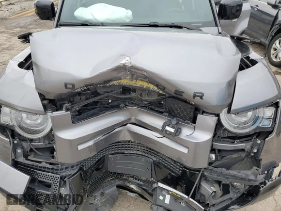 2023 Land Rover Defender X-Dynamic SE with VIN SALE2EEU2P2126733, listed as a Copart auction lot 50526185 with 39,167 mi miles and Salvage title. Bid and sale history available at DreamBid. Image 14.