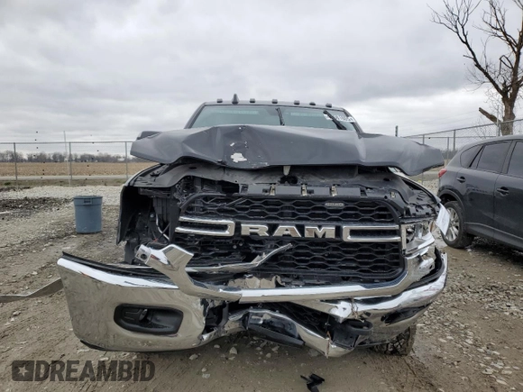 2022 Ram 2500 Tradesman with VIN 3C6UR5CJ4NG251655, listed as a Copart auction lot 49681605 with 48,309 mi miles and Salvage title. Bid and sale history available at DreamBid. Image 5.