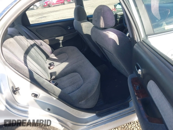2005 Hyundai Sonata GLS with VIN KMHWF35H15A175265, listed as a IAAI auction lot 41512988 with 124,858 mi miles. Bid and sale history available at carsss.com. Image 8.