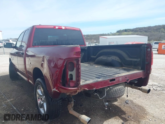 2019 Ram 1500 Express z VIN 1C6RR7FT4KS743377, wystawiony jako IAAI lot #41826173 z przebiegiem 124 972 mil mil oraz . Historia ofert i sprzedaży dostępna na DreamBid. Obrazek 3.