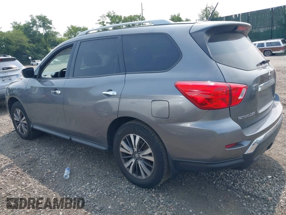2017 Nissan Pathfinder Platinum with VIN 5N1DR2MM9HC903057, listed as a IAAI auction lot 40063517 with 8,847 mi miles and . Bid and sale history available at DreamBid. Image 3.