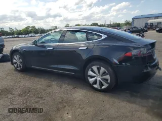2020 Tesla Model S Long Range z VIN 5YJSA1E29LF413563, wystawiony jako Copart lot #61396605 z przebiegiem 48 748 mil mil oraz Szkoda całkowita • Salvage title. Historia ofert i sprzedaży dostępna na DreamBid. Obrazek 2.