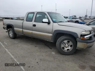 2001 Chevrolet Silverado 1500 LS with VIN 1GCEK19T51E153223, listed as a Copart auction lot 52352725 with 148,608 mi miles and Salvage Title. Bid and sale history available at carsss.com. Image 4.