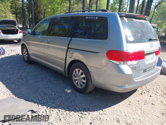 2008 Honda Odyssey EX with VIN 5FNRL38428B067056, listed as a IAAI auction lot 42051312 with 199,405 mi miles. Bid and sale history available at carsss.com. Image 3.