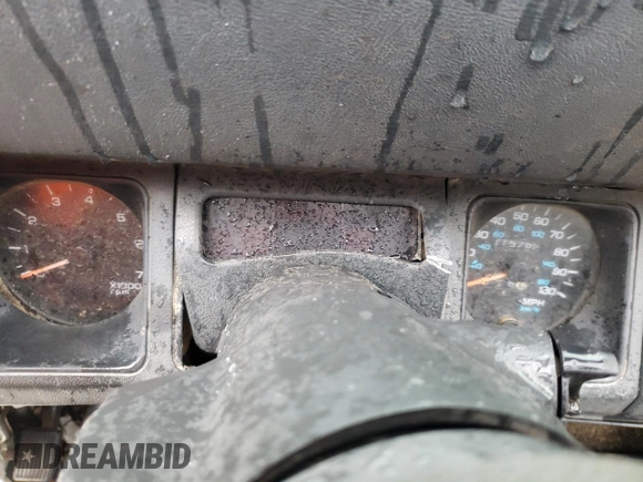 1995 Jeep Wrangler S with VIN 1J4FY19P7SP205053, listed as a Copart auction lot 84003534 with 215,769 mi miles and Salvage Title. Bid and sale history available at carsss.com. Image 9.