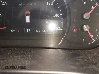 2018 Kia Sorento EX with VIN 5XYPHDA54JG410997, listed as a IAAI auction lot 41332269 with 163,742 mi miles and . Bid and sale history available at carsss.com. Image 15.