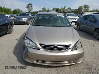2005 Toyota Camry LE with VIN 4T1BF32K35U616312, listed as a Copart auction lot 50755484 with 41,045 mi miles and Salvage Title. Bid and sale history available at DreamBid. Image 5.