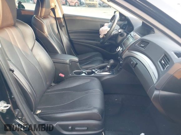 2019 Acura ILX Premium with VIN 19UDE2F7XKA001786, listed as a IAAI auction lot 42040373 with 74,586 mi miles and . Bid and sale history available at DreamBid. Image 5.