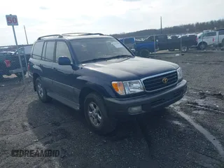2002 Toyota Land Cruiser with VIN JTEHT05J122018974, listed as a IAAI auction lot 41543290 with 266,926 mi miles. Bid and sale history available at carsss.com. Image 1.