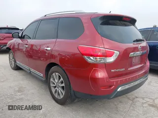 2015 Nissan Pathfinder SV z VIN 5N1AR2MN5FC612886, wystawiony jako IAAI lot #42294058 z przebiegiem 199 896 mil mil oraz . Historia ofert i sprzedaży dostępna na DreamBid. Obrazek 3.