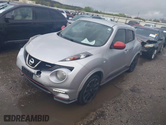 2014 Nissan Juke S with VIN JN8AF5MV3ET365787, listed as a IAAI auction lot 41968100 with 181,431 mi miles. Bid and sale history available at carsss.com. Image 2.