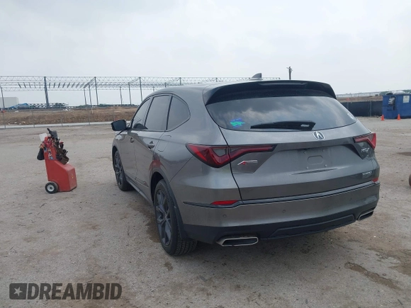 2022 Acura MDX w/A-Spec Package with VIN 5J8YE1H06NL050763, listed as a IAAI auction lot 42280138 with 30,037 mi miles and . Bid and sale history available at DreamBid. Image 3.