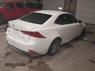 2018 Lexus IS 350 z VIN JTHCZ1D2XJ5014964, wystawiony jako IAAI lot #41722586 z przebiegiem 73 884 mil mil oraz . Historia ofert i sprzedaży dostępna na DreamBid. Obrazek 4.