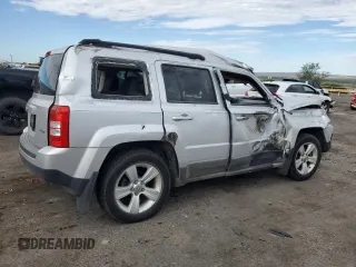 2011 Jeep Patriot Latitude with VIN 1J4NF1GB9BD125330, listed as a Copart auction lot 68520704 with Not Provided miles and Salvage Title. Bid and sale history available at DreamBid. Image 3.