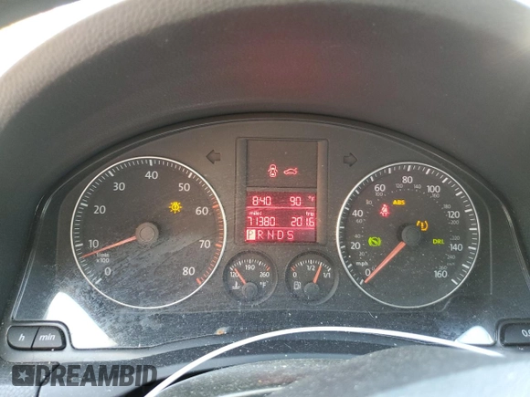 2007 Volkswagen Jetta Wolfsburg Edition z VIN 3VWEG71K67M079026, wystawiony jako Copart lot #60512895 z przebiegiem 71 380 mil mil oraz Szkoda całkowita • Salvage title. Historia ofert i sprzedaży dostępna na DreamBid. Obrazek 9.